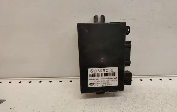 Mercedes-Benz E W211 Tow bar trailer control unit/module 0315457232 5DS00810201