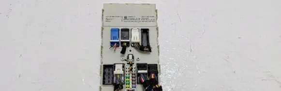 BMW 1 F20 F21 Central body control module 116RI001052