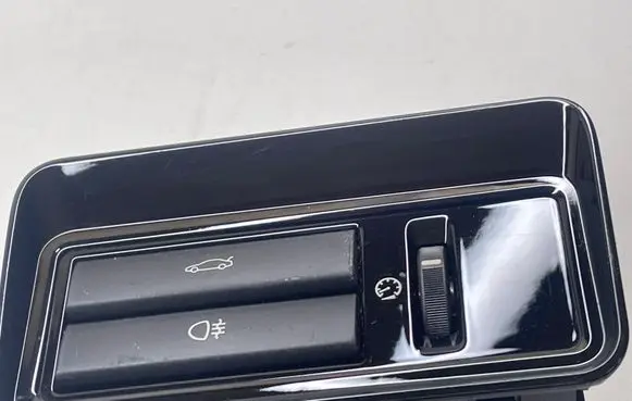 Jaguar F-Type Tailgate opening switch AW9311654AA