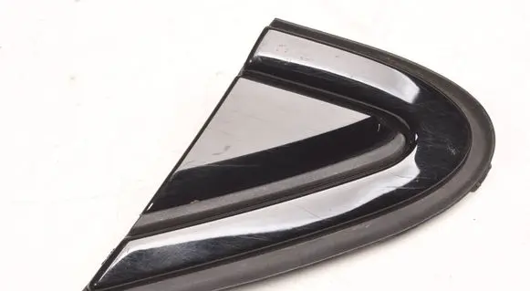 Volvo V40 Front arch trim 31416469