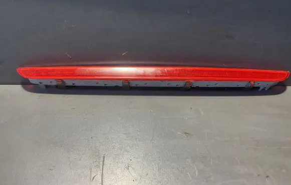 Audi A6 S6 C6 4F Third/center stoplight 4F9945097