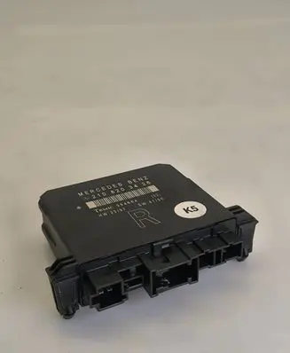 Mercedes-Benz E W210 Door control unit/module 2108203426 354664