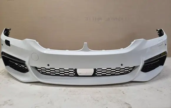 BMW 5 G30 G31 Front bumper 8070201 8069066