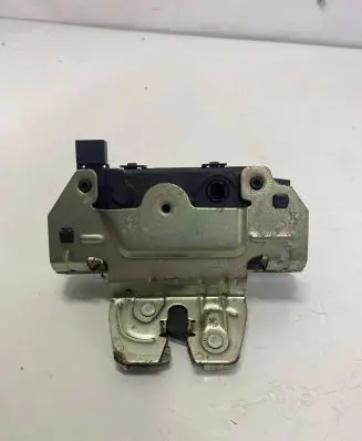 Opel Astra H Tailgate/trunk/boot lock/catch/latch 49505872