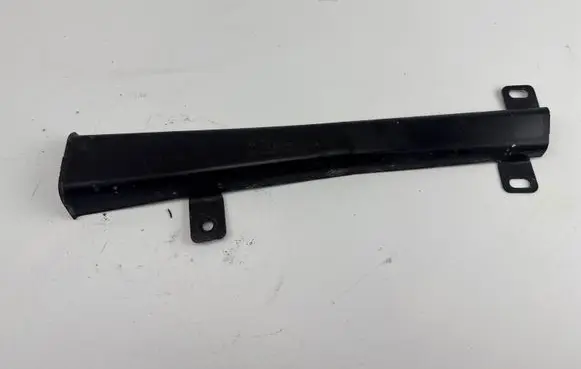 Volkswagen Touareg II Fuel tank bottom protection 7P0201546