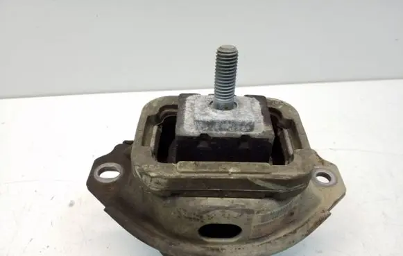 Land Rover Range Rover Sport L320 Engine mount bracket KKB500441G