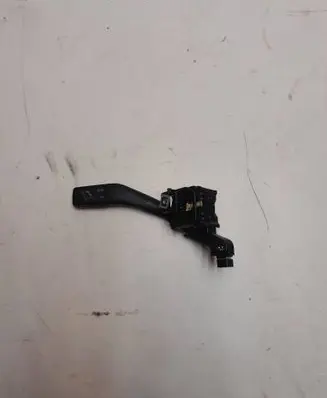 Volkswagen Caddy Indicator stalk 1K0953513E 01103510 10351000260765