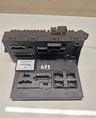 Mercedes-Benz E W211 Fuse module 2115453101