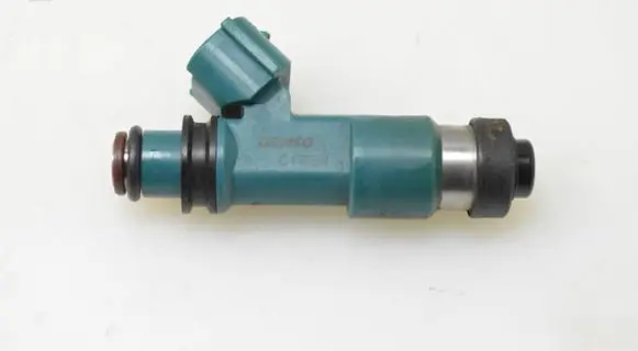 Subaru Forester SJ Fuel injector 181022928