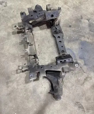 Mitsubishi Shogun Front subframe 4000A209