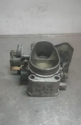 Renault Laguna I Throttle valve 7700862385