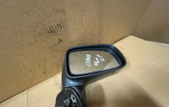 Suzuki Liana Front door electric wing mirror E4012162
