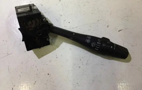 Nissan Primera Wiper control stalk