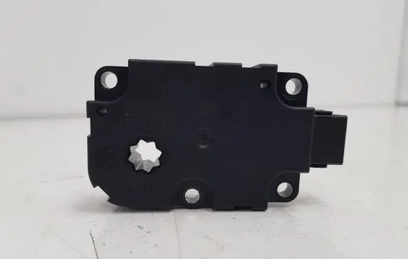 Mercedes-Benz B W247 Air flap motor/actuator A0999063502