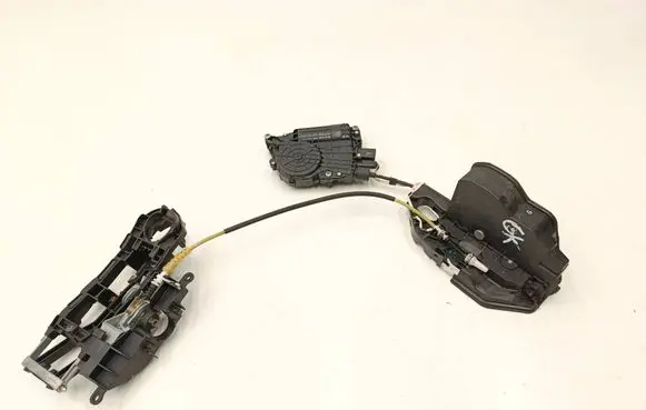 BMW 5 F10 F11 Rear door soft close latching motor 4153310400 5A36F23 7187227