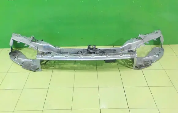 Volvo C70 Radiator support slam panel TP242