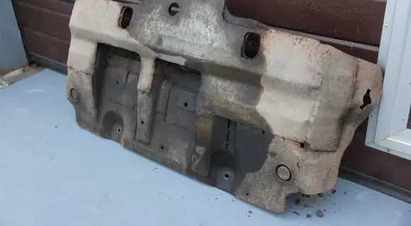 Toyota Land Cruiser (J120) Engine splash shield/under tray 5140535101