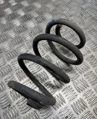 Mercedes-Benz A W176 Rear coil spring 
