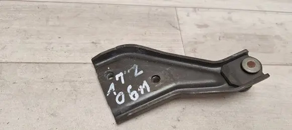 Mazda 5 Sliding door upper roller guide/hinge 