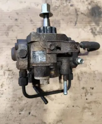 Toyota Land Cruiser (J120) Fuel injection high pressure pump 2210030040 2940000364