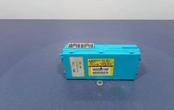 Mitsubishi Grandis Comfort/convenience module MR587655