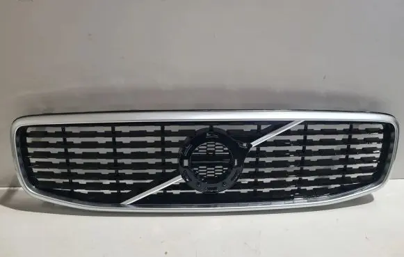 Volvo V90 Cross Country Front bumper upper radiator grill