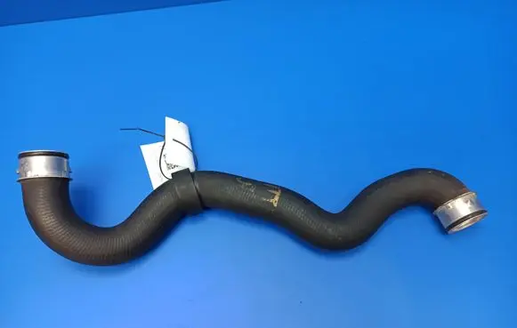 Mercedes-Benz C W203 Engine coolant pipe/hose 2035015782 A2035015782
