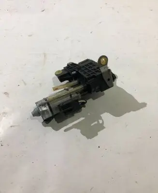 BMW 5 E60 E61 Steering column adjust motor 1171701 1B35H250305B 12V500051