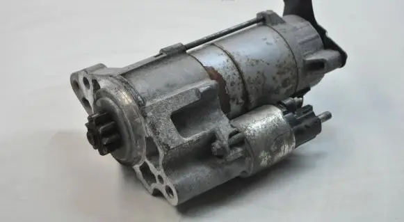 Jaguar XF X250 Starter motor 8X2311001AB