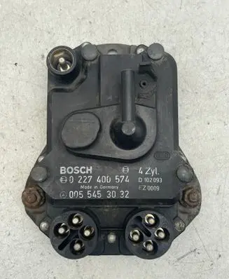 Mercedes-Benz E W124 Ignition amplifier control unit 0227400574 0055453032 D102093