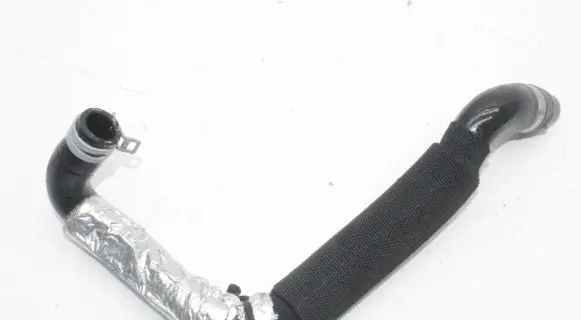 Volvo XC40 Engine coolant pipe/hose