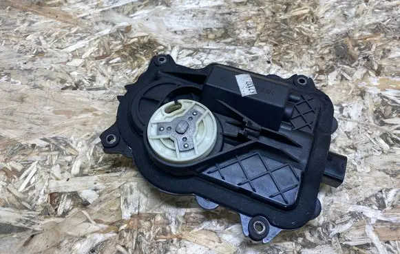 Bentley Flying Spur Central locking motor 3D0837059B