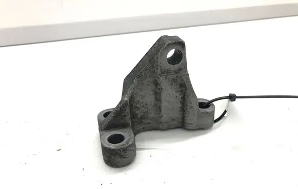 BMW 5 F10 F11 Fuel pump bracket 8511628