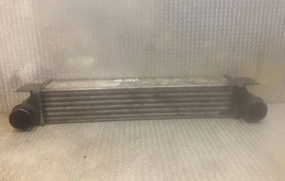 BMW 7 E38 Intercooler radiator