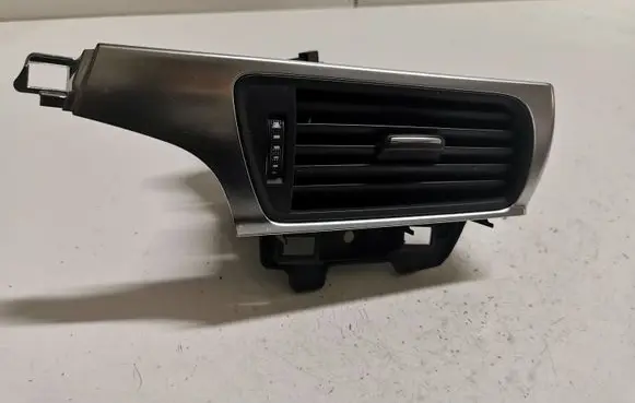 Audi A6 C7 Dashboard side air vent grill/cover trim 4G1820901