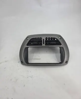 Toyota RAV 4 (XA20) Dash center air vent grill 4555432040 1833 4556432030