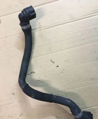 BMW 7 F01 F02 F03 F04 Engine coolant pipe/hose 17127591512 7591512 7576091