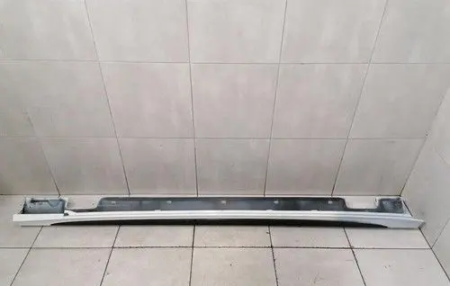 Mercedes-Benz E W212 Side skirt rear trim A2126982354