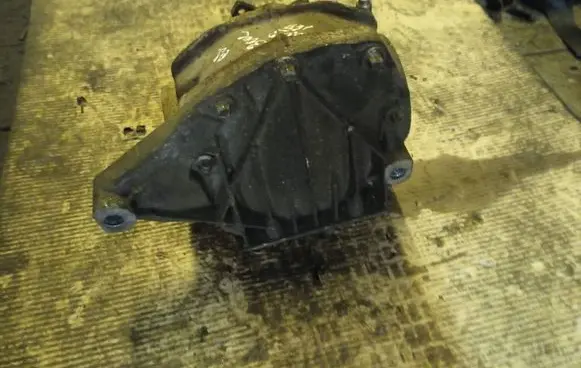 Chrysler 300 - 300C Rear differential P04678032AC