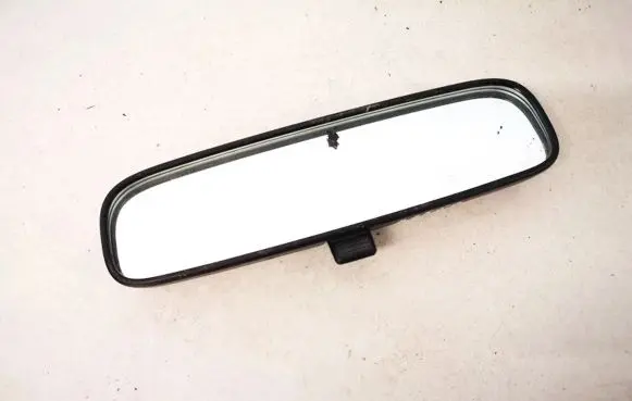 Mitsubishi Outlander Rear view mirror (interior) e4022197 e4012197