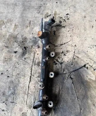 Renault Master III Fuel main line pipe 175211218R