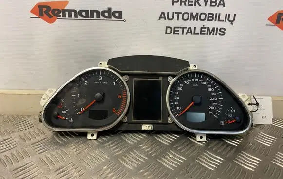 Audi A6 S6 C6 4F Speedometer (instrument cluster) 5550007301 4F0910930C 5540007312