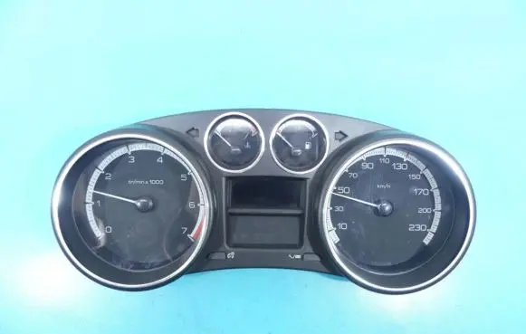 Speedometer (instrument cluster)