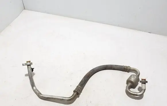 Volvo V40 Air conditioning (A/C) pipe/hose 31467924