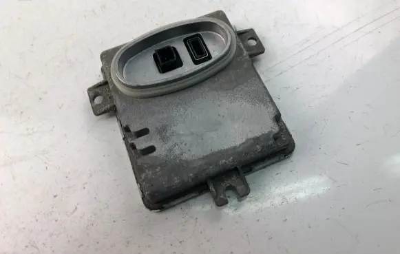 BMW 3 E90 E91 Xenon control unit/module 6261110499