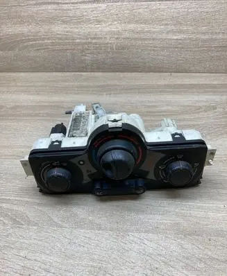 Renault Megane II Climate control unit 88420001 200448 69427001