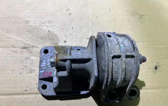 Fiat Ducato Engine mount vacuum valve A236