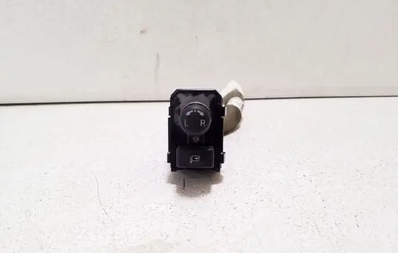 Nissan Navara D23 Wing mirror switch 240504KL2A 8409SN