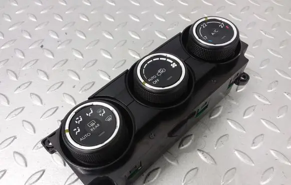 Subaru Forester SJ Climate control unit 72311SG170
