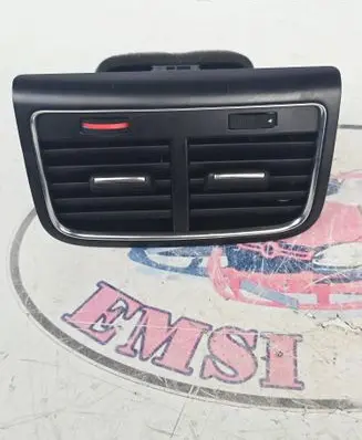Audi A5 8T 8F Rear air vent grill 8K0819203E
